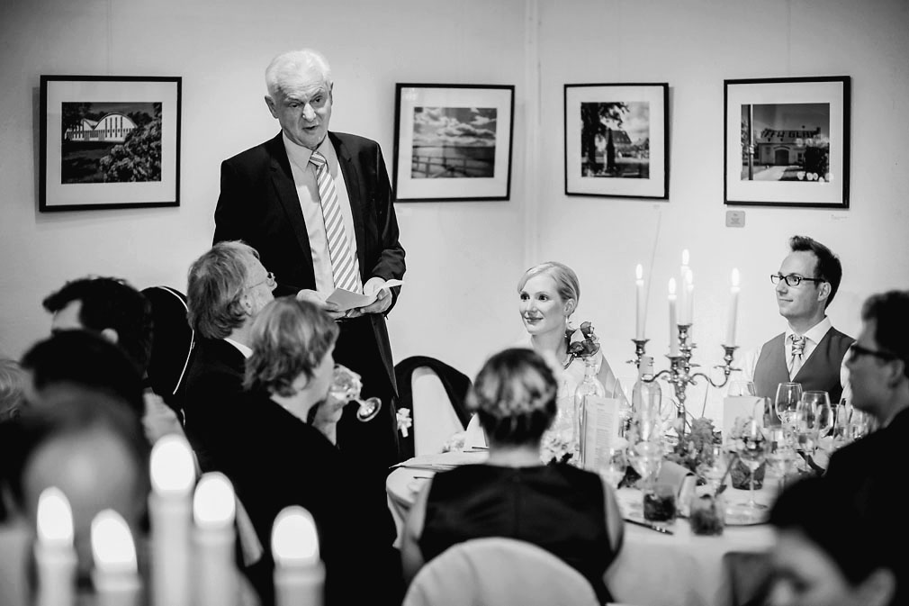 Foto einer Hochzeitsreportage vom Hochzeitsfotograf � www.henninghattendorf.de