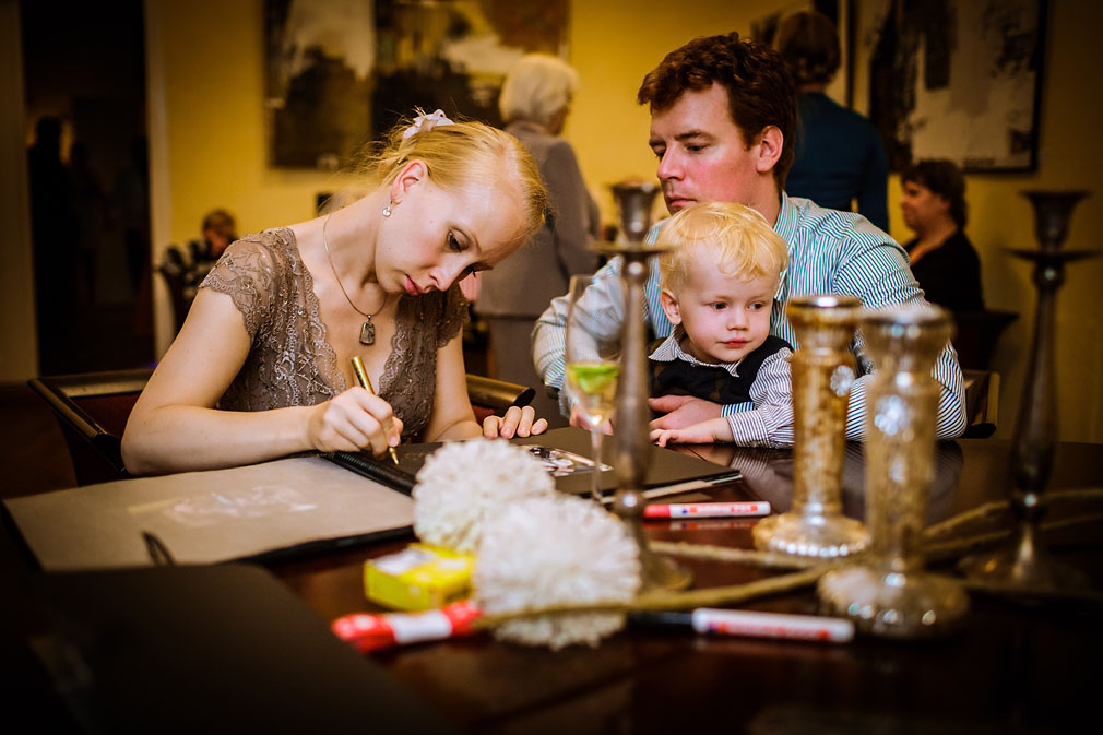 Foto einer Hochzeitsreportage vom Hochzeitsfotograf � www.henninghattendorf.de