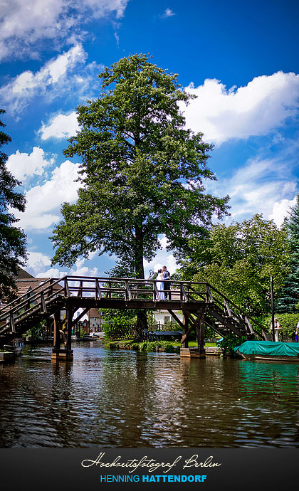 Hochzeitsportrait im Hafen von Luebbenau Spreewald