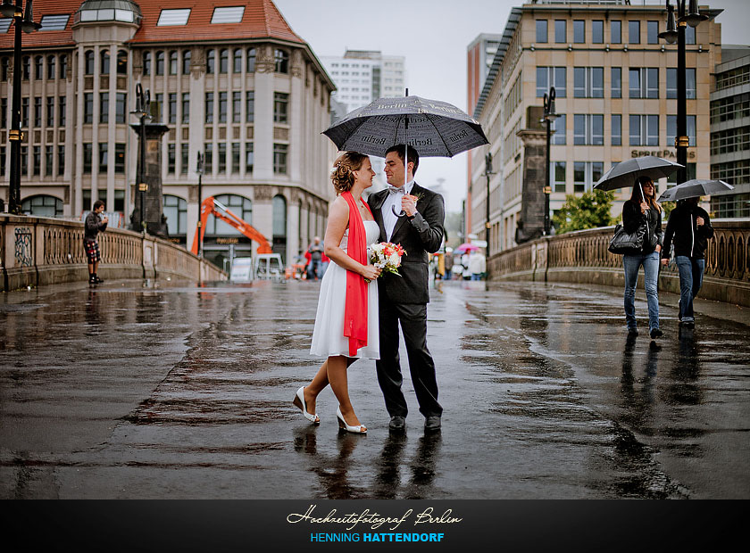 Hochzeitsfotograf Berlin Hochzeitsportrait auf der Museumsinsel