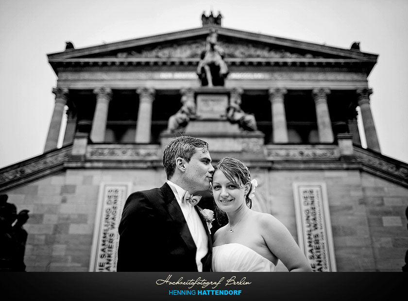 Hochzeitsportrait auf der Museumsinsel Berlin