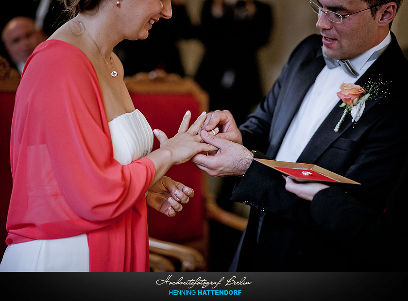 Hochzeit im Standesamt Tempelhof Schoeneberg in Berlin