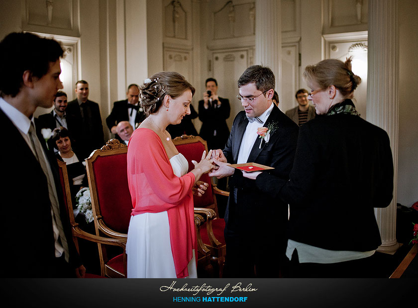 Hochzeit im Standesamt Tempelhof Schoeneberg in Berlin