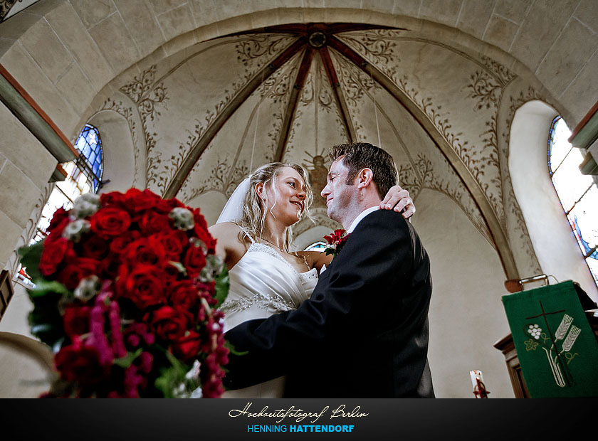 Hochzeitsfotograf Osnabrueck Dorfkirche Kirche Ledde